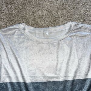 Blue color blocking shirt sleeve shirt